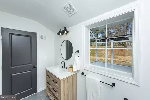 420 Aigburth Rd, Towson, MD 21286 photo 35