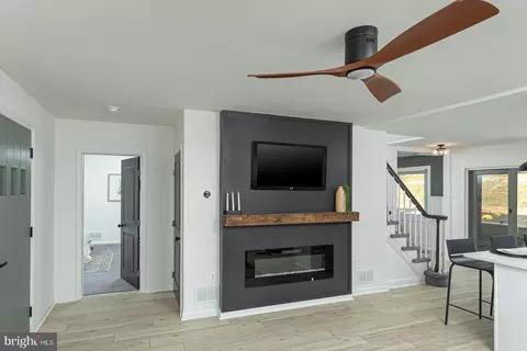 420 Aigburth Rd, Towson, MD 21286 photo 8