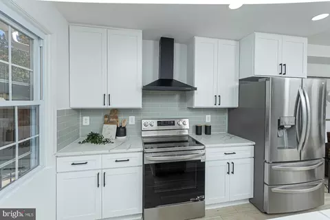 420 Aigburth Rd, Towson, MD 21286 photo 10