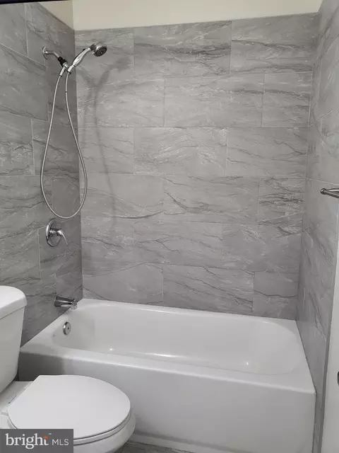 Bath - 411 Kosoak Rd, Middle River, MD 21220 photo 1 of 3
