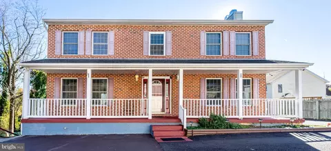 9429 Ridgely Ave, Parkville, MD 21234