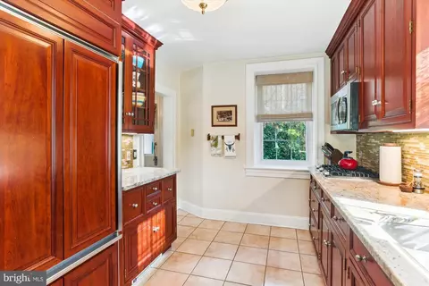 703 Stoneleigh Rd, Baltimore, MD 21212 photo 23