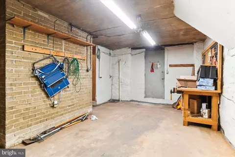 703 Stoneleigh Rd, Baltimore, MD 21212 photo 54