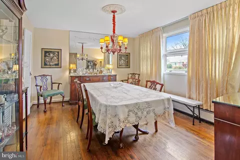 2509 Hal Cir, Baltimore, MD 21209 photo 9