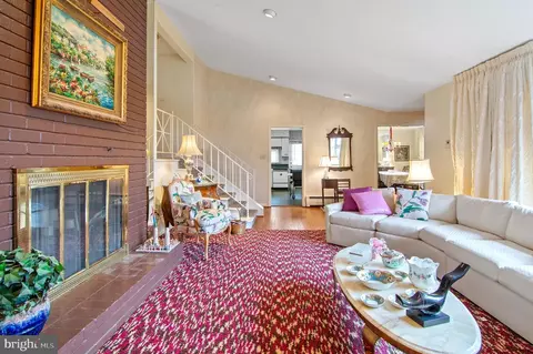 2509 Hal Cir, Baltimore, MD 21209 photo 6