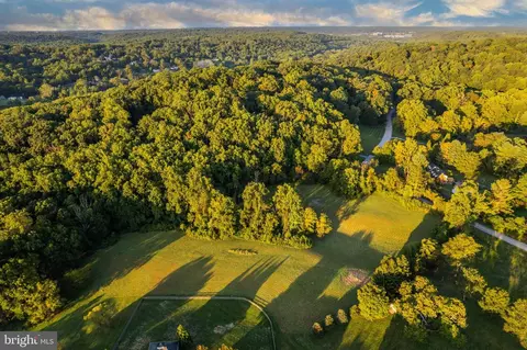 14131 Cooper Rd, Phoenix, MD 21131