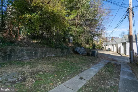 Exterior - 6340 Frederick Rd, Catonsville, MD 21228 photo 3 of 3