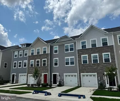 8322 Dieter Dr, Rosedale, MD 21237