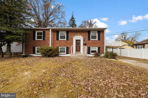 102 Rockrimmon Rd, Reisterstown, MD 21136