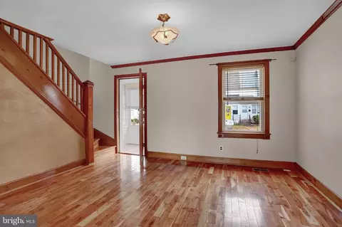 Living - 28 Eastship Rd, Dundalk, MD 21222 photo 2 of 2