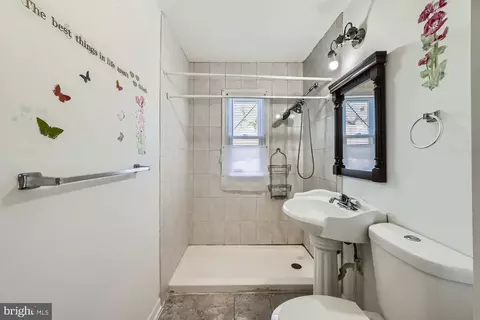 Bath - 4 Yawmeter Dr, Middle River, MD 21220 photo 1 of 2
