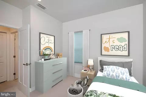 Bedroom - 2818 Shaws Rd, Sparrows Point, MD 21219 photo 4 of 5