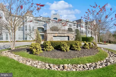 2700 Stone Cliff Dr #310, Baltimore, MD 21209