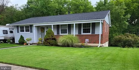 15 Weyfield Ct, Rosedale, MD 21237