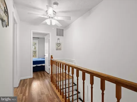 Entry Way - 3914 Cutty Sark Rd, Middle River, MD 21220 photo 3 of 3