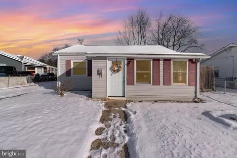 1003 Fuselage Ave, Middle River, MD 21220