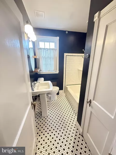 303 Dumbarton Rd, Baltimore, MD 21212 photo 17