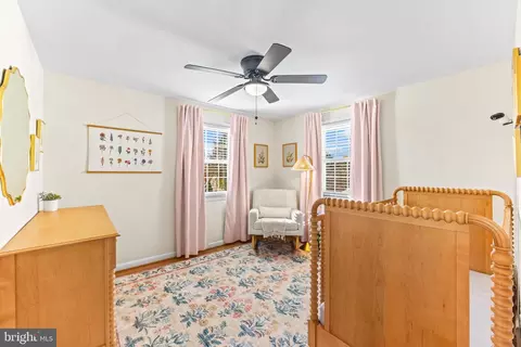 Bedroom - 519 Dunkirk Rd, Baltimore, MD 21212 photo 5 of 10