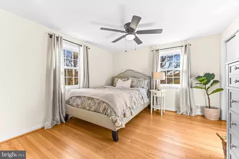 Bedroom - 519 Dunkirk Rd, Baltimore, MD 21212 photo 7 of 10