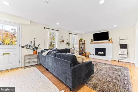Other - 519 Dunkirk Rd, Baltimore, MD 21212 photo 2 of 12