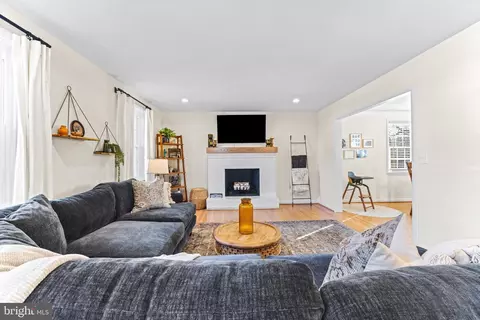 Other - 519 Dunkirk Rd, Baltimore, MD 21212 photo 1 of 12