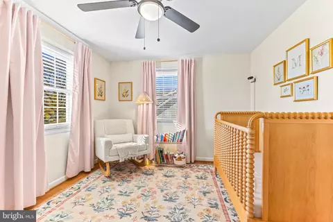 Bedroom - 519 Dunkirk Rd, Baltimore, MD 21212 photo 4 of 10