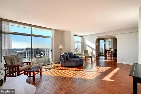 28 Allegheny Ave #1903-1905, Towson, MD 21204