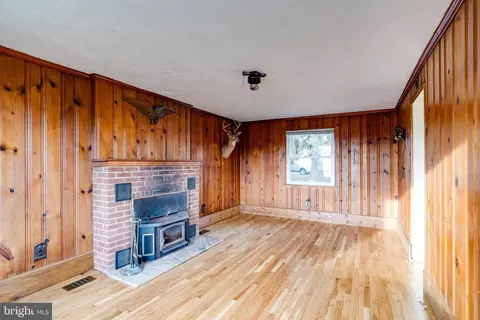 Living - 8617 Windsor Mill Rd, Windsor Mill, MD 21244 photo 12 of 14