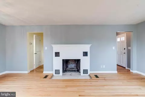 Living - 8617 Windsor Mill Rd, Windsor Mill, MD 21244 photo 4 of 14