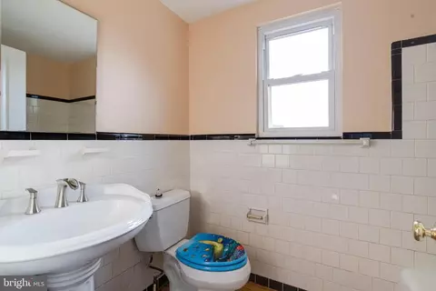 Bath - 8617 Windsor Mill Rd, Windsor Mill, MD 21244 photo 1 of 2