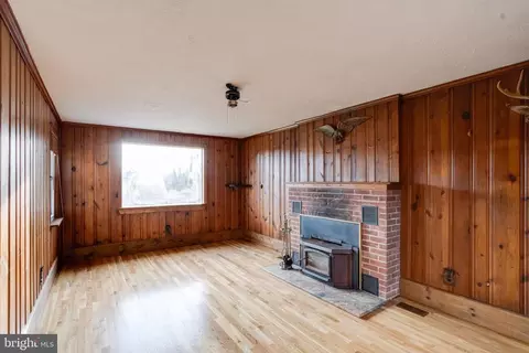 Living - 8617 Windsor Mill Rd, Windsor Mill, MD 21244 photo 9 of 14