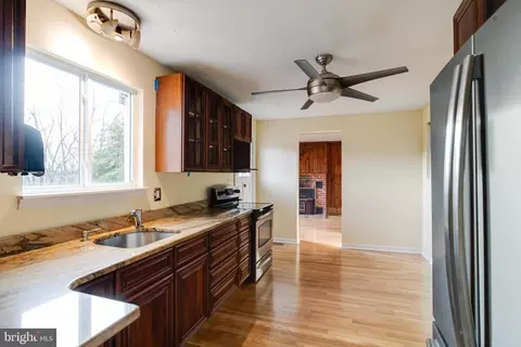 Kitchen - 8617 Windsor Mill Rd, Windsor Mill, MD 21244 photo 1 of 2