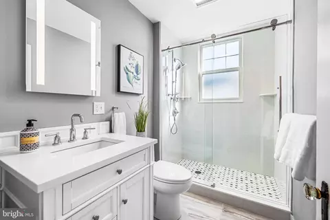 727 Dunkirk Rd, Baltimore, MD 21212 photo 22