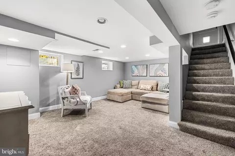 727 Dunkirk Rd, Baltimore, MD 21212 photo 34