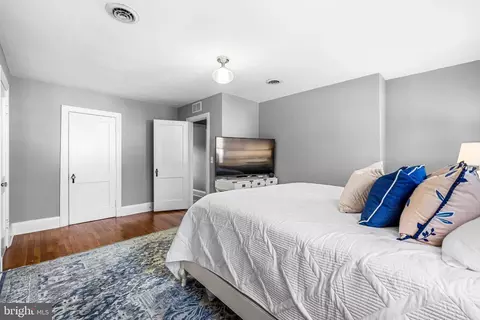 727 Dunkirk Rd, Baltimore, MD 21212 photo 31