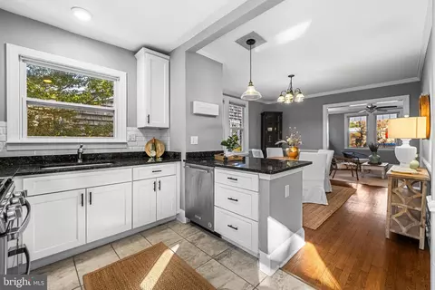 727 Dunkirk Rd, Baltimore, MD 21212 photo 18