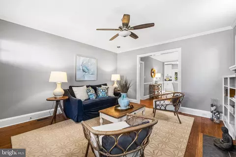 727 Dunkirk Rd, Baltimore, MD 21212 photo 4