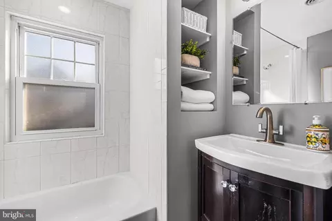 727 Dunkirk Rd, Baltimore, MD 21212 photo 32