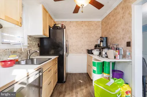 Kitchen - 1826 Weyburn Rd, Rosedale, MD 21237 photo 1 of 3