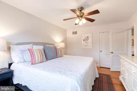 Bedroom - 152 Brandon Rd, Baltimore, MD 21212 photo 2 of 4