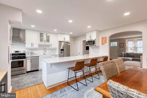 Kitchen - 152 Brandon Rd, Baltimore, MD 21212 photo 2 of 9
