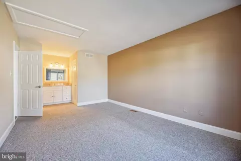 7189 Cunning Cir, Middle River, MD 21220 photo 19