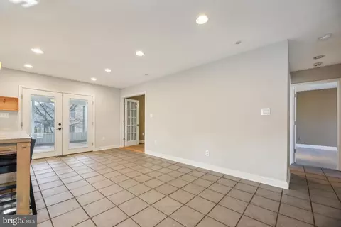 7189 Cunning Cir, Middle River, MD 21220 photo 10