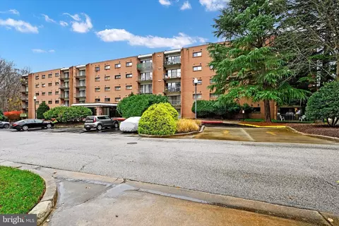 7203 Rockland Hills Dr #112, Baltimore, MD 21209