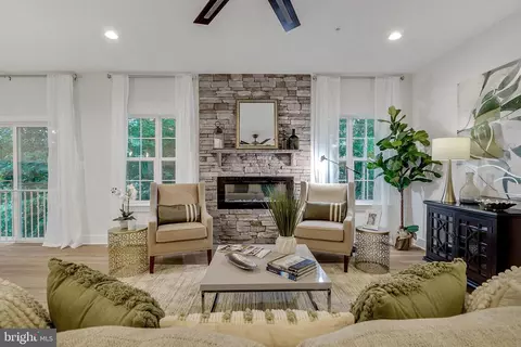 Living - 4318 Klosterman Ave, Nottingham, MD 21236 photo 1 of 1