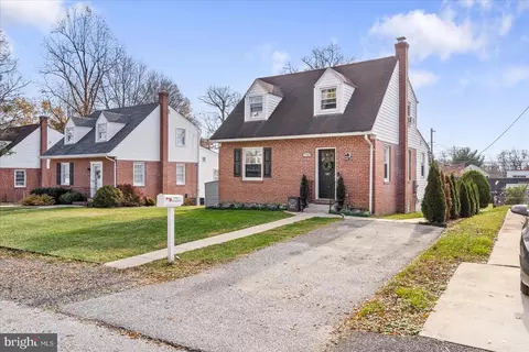 1705 Goodview Rd, Parkville, MD 21234 photo 3