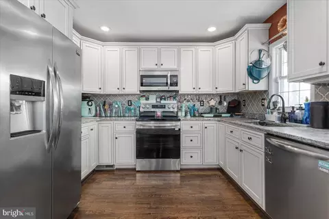 1705 Goodview Rd, Parkville, MD 21234 photo 7
