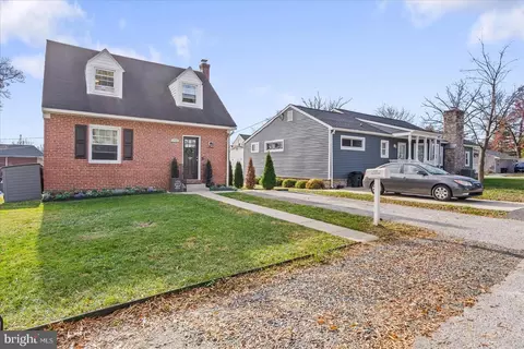 1705 Goodview Rd, Parkville, MD 21234 photo 2