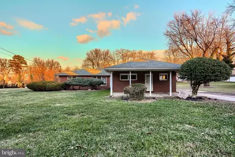 1015 Cummings Ave, Catonsville, MD 21228
