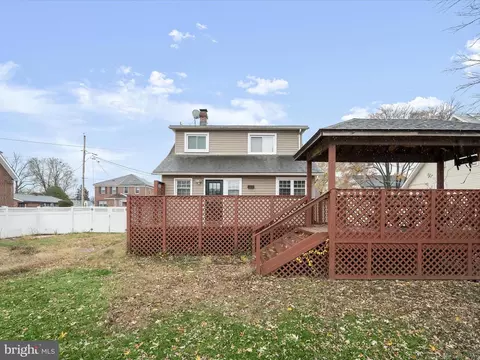 Exterior - 210 Lavern Ave, Halethorpe, MD 21227 photo 8 of 16